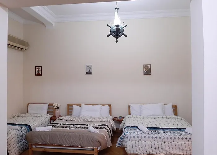 Royal Apartment In Talaat Harb Downtown Cairo